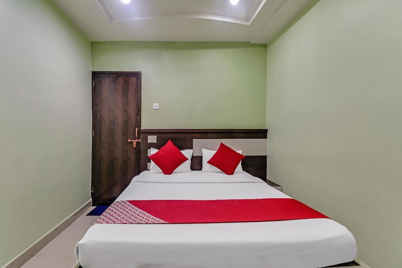 Super Hotel O Royal Raj Nandgaon Esterno foto