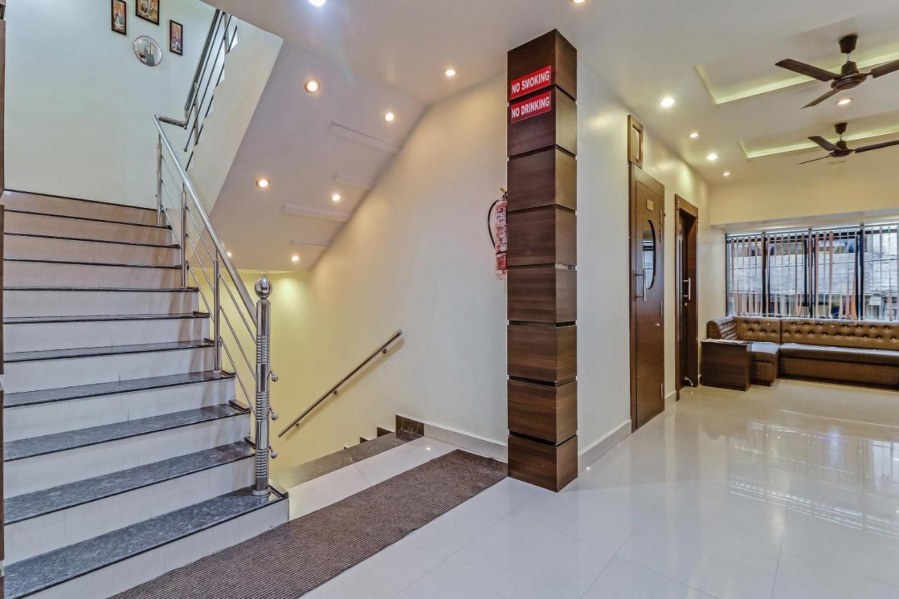 Super Hotel O Royal Raj Nandgaon Esterno foto