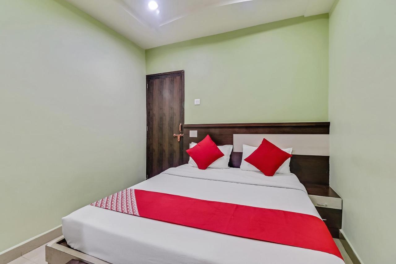 Super Hotel O Royal Raj Nandgaon Esterno foto