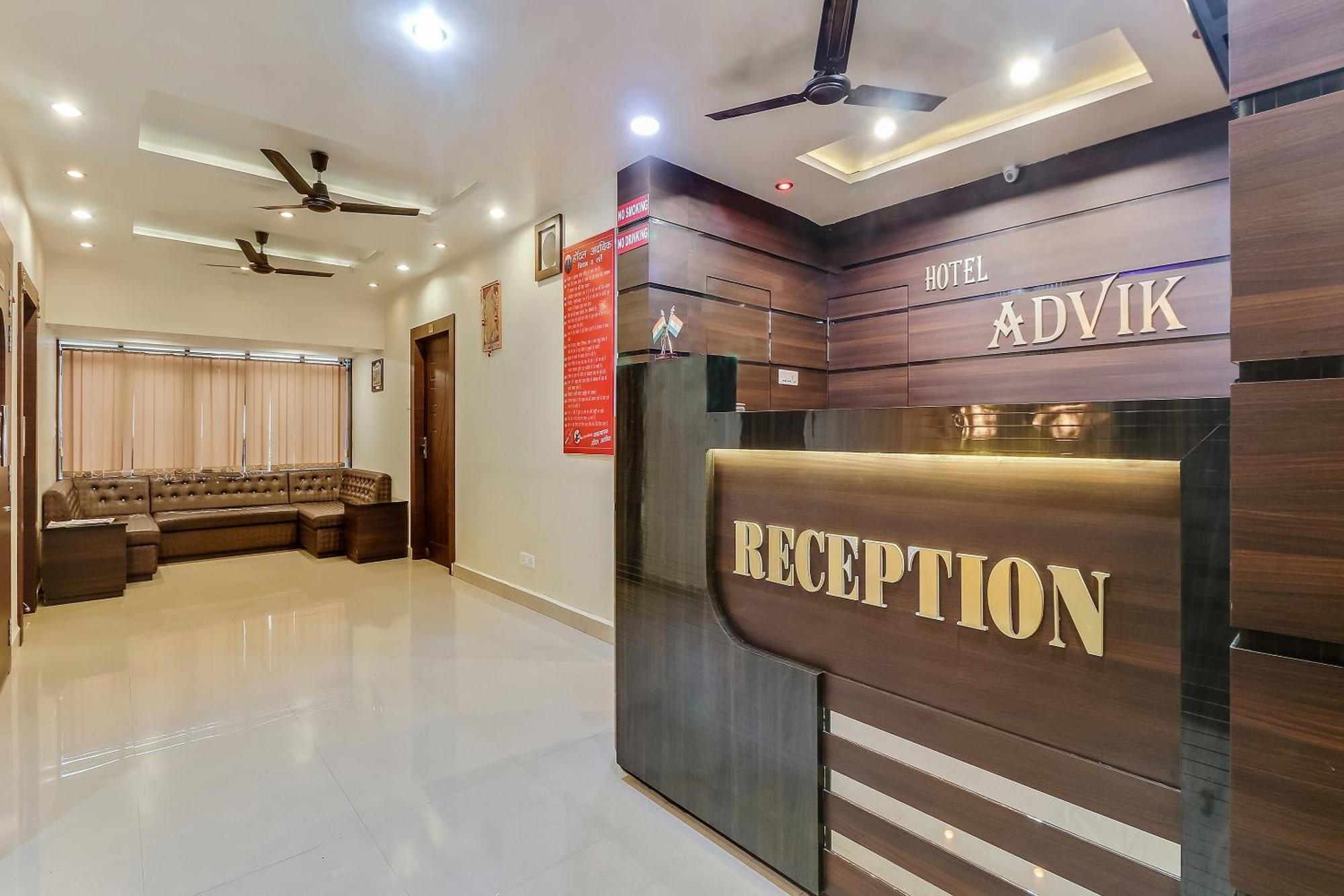 Super Hotel O Royal Raj Nandgaon Esterno foto